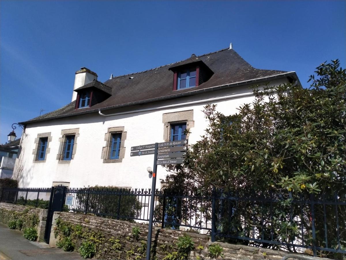 La Cour Des Ursulines Otel Josselin Dış mekan fotoğraf