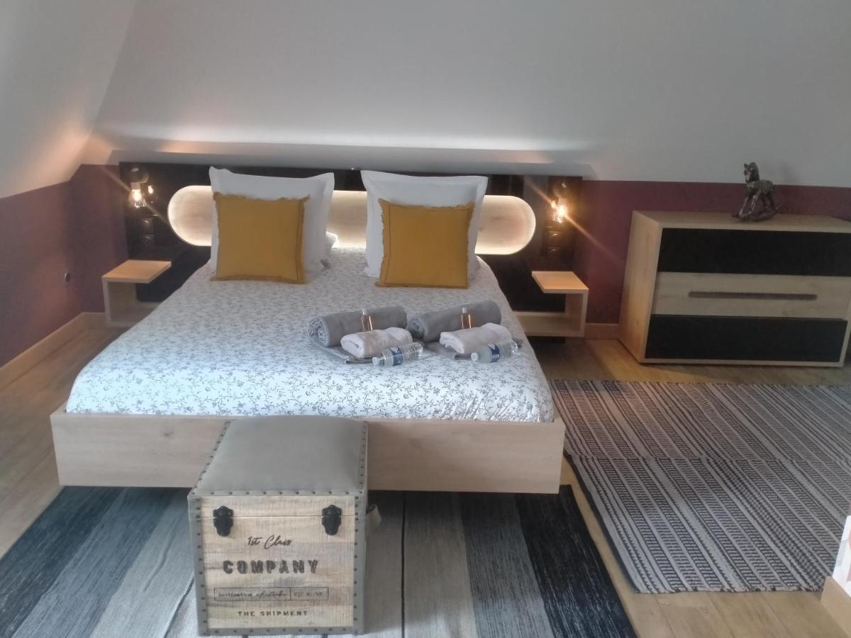 La Cour Des Ursulines Otel Josselin Dış mekan fotoğraf