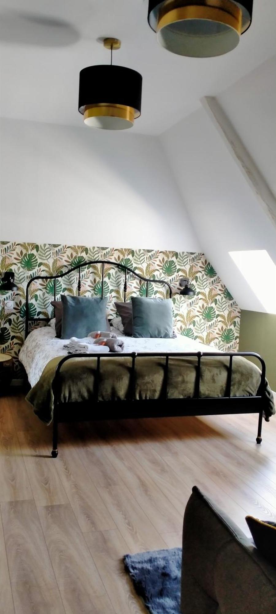 La Cour Des Ursulines Otel Josselin Oda fotoğraf